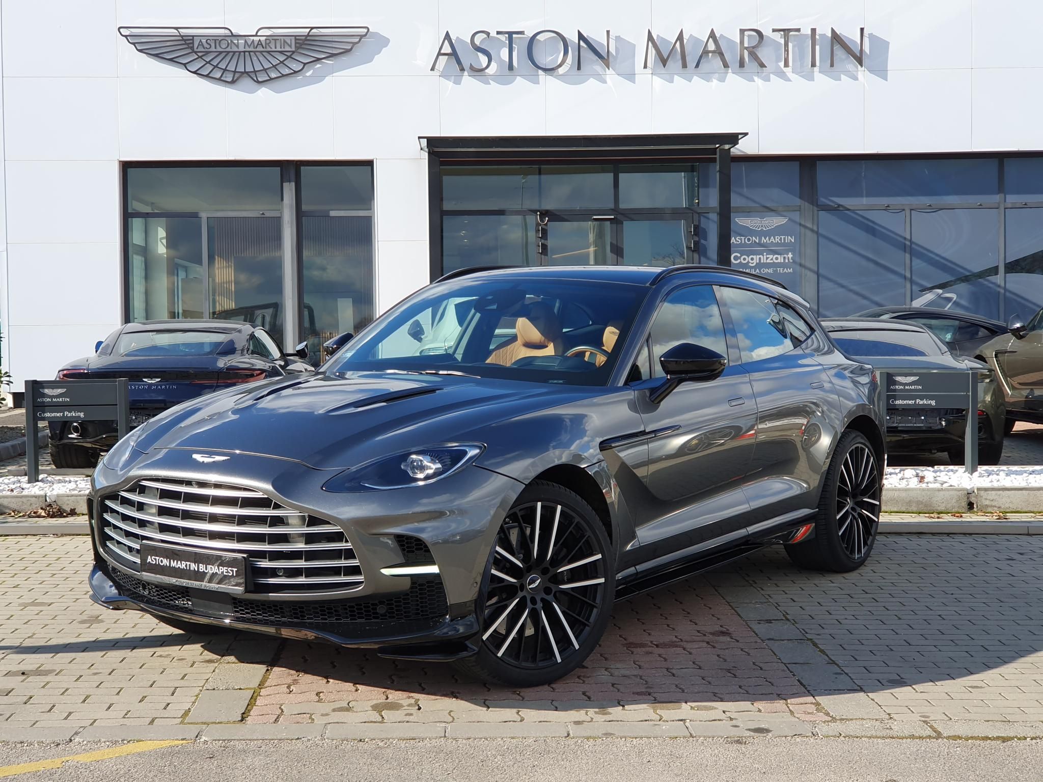 ASTON MARTIN DBX DBX707 4.0 V8. (Automata) - 3. kép