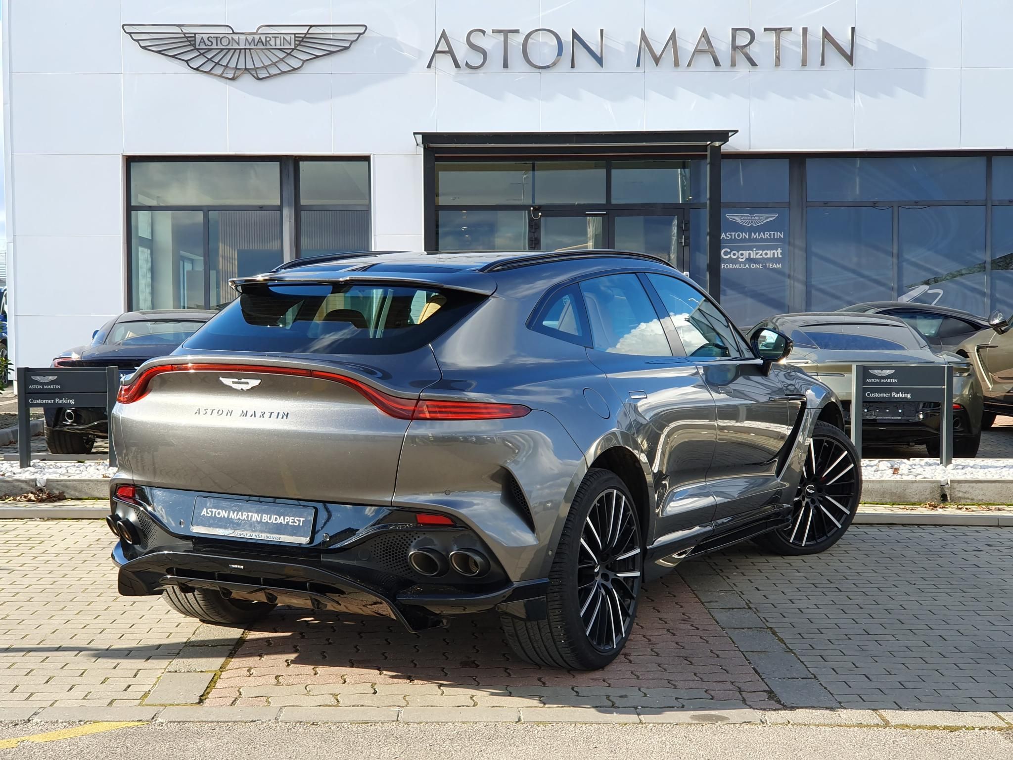ASTON MARTIN DBX DBX707 4.0 V8. (Automata) - 4. kép