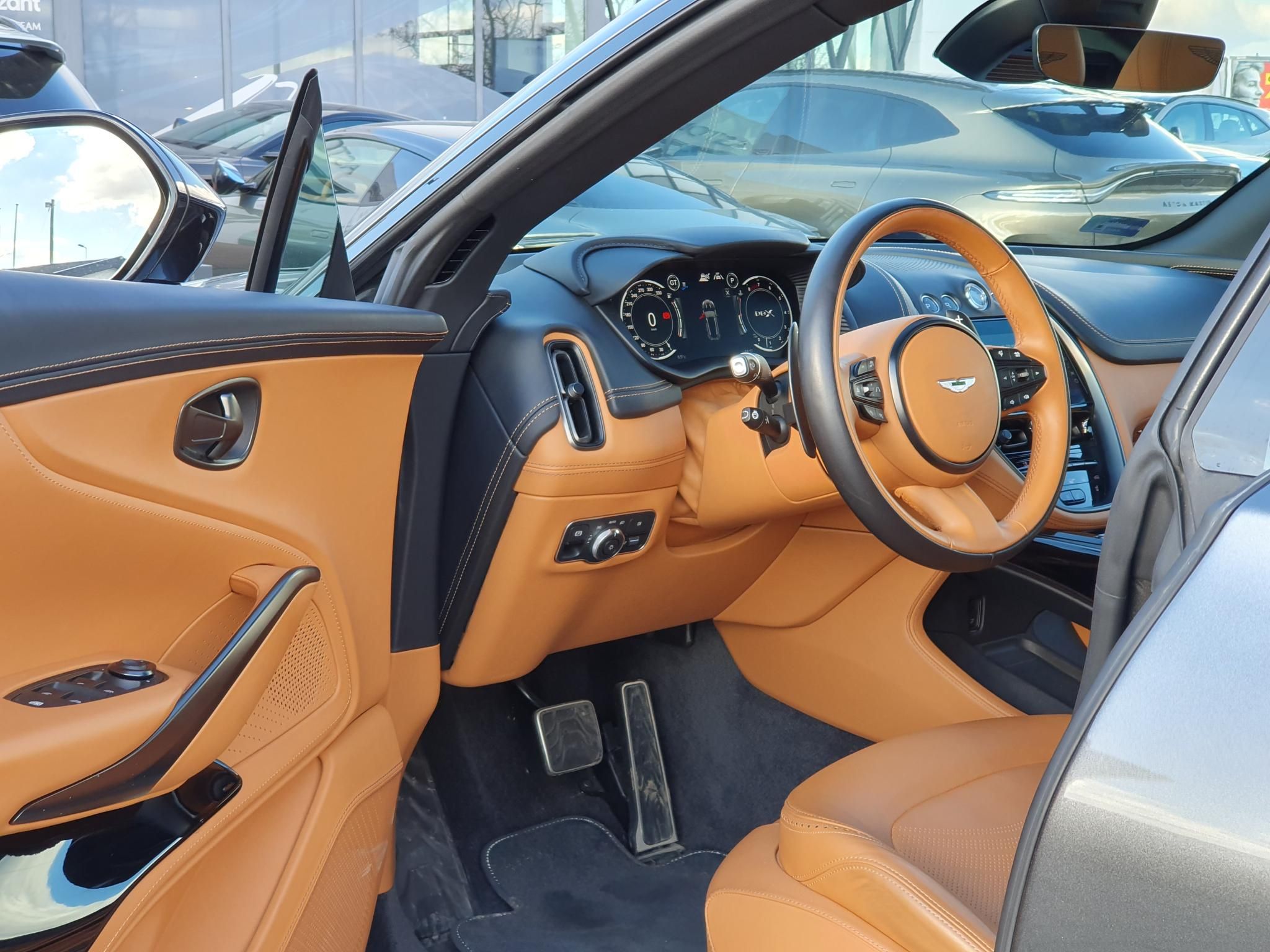 ASTON MARTIN DBX DBX707 4.0 V8. (Automata) - 8. kép