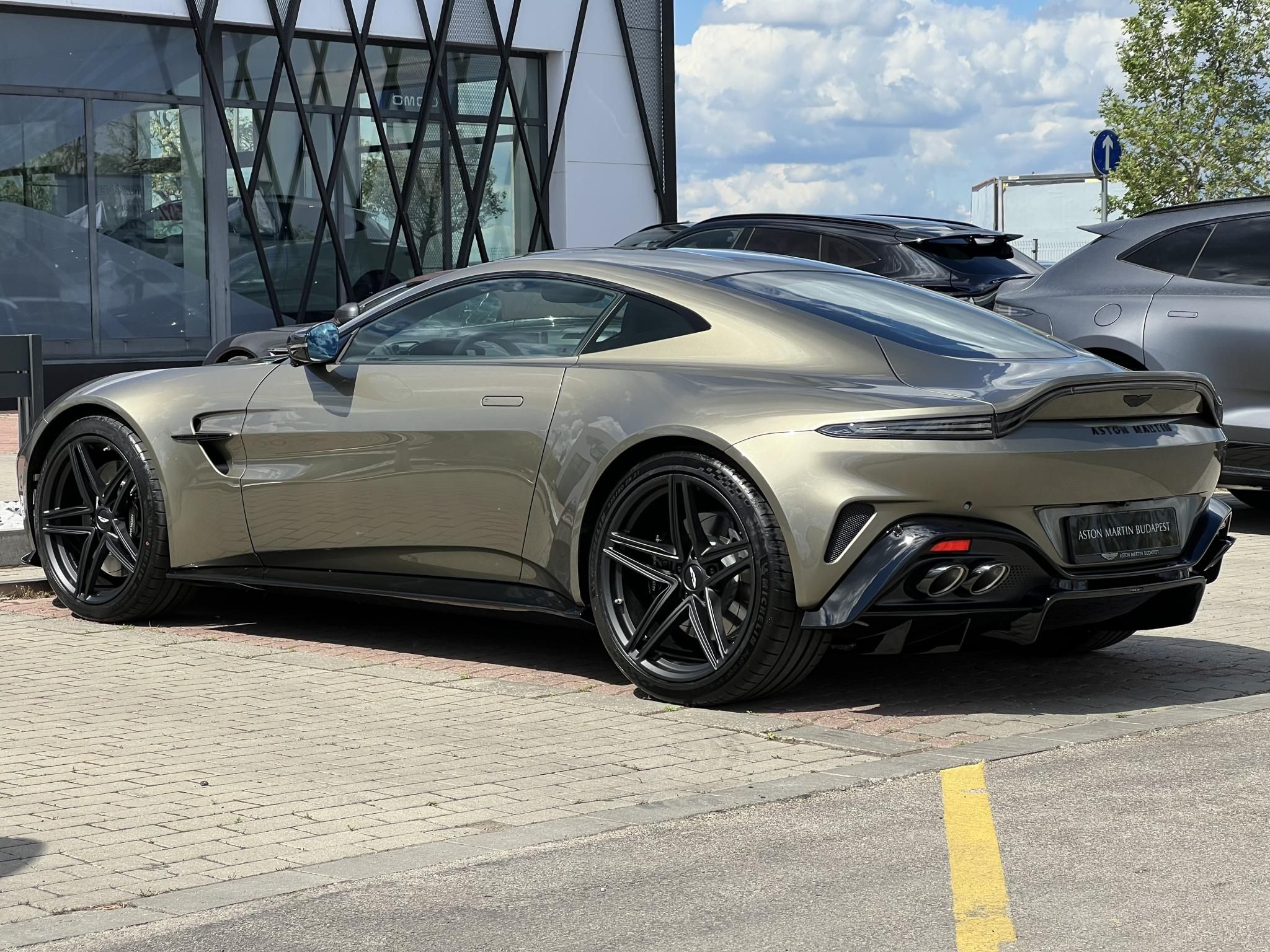 ASTON MARTIN VANTAGE 4.0 V8. (Automata) - 6. kép