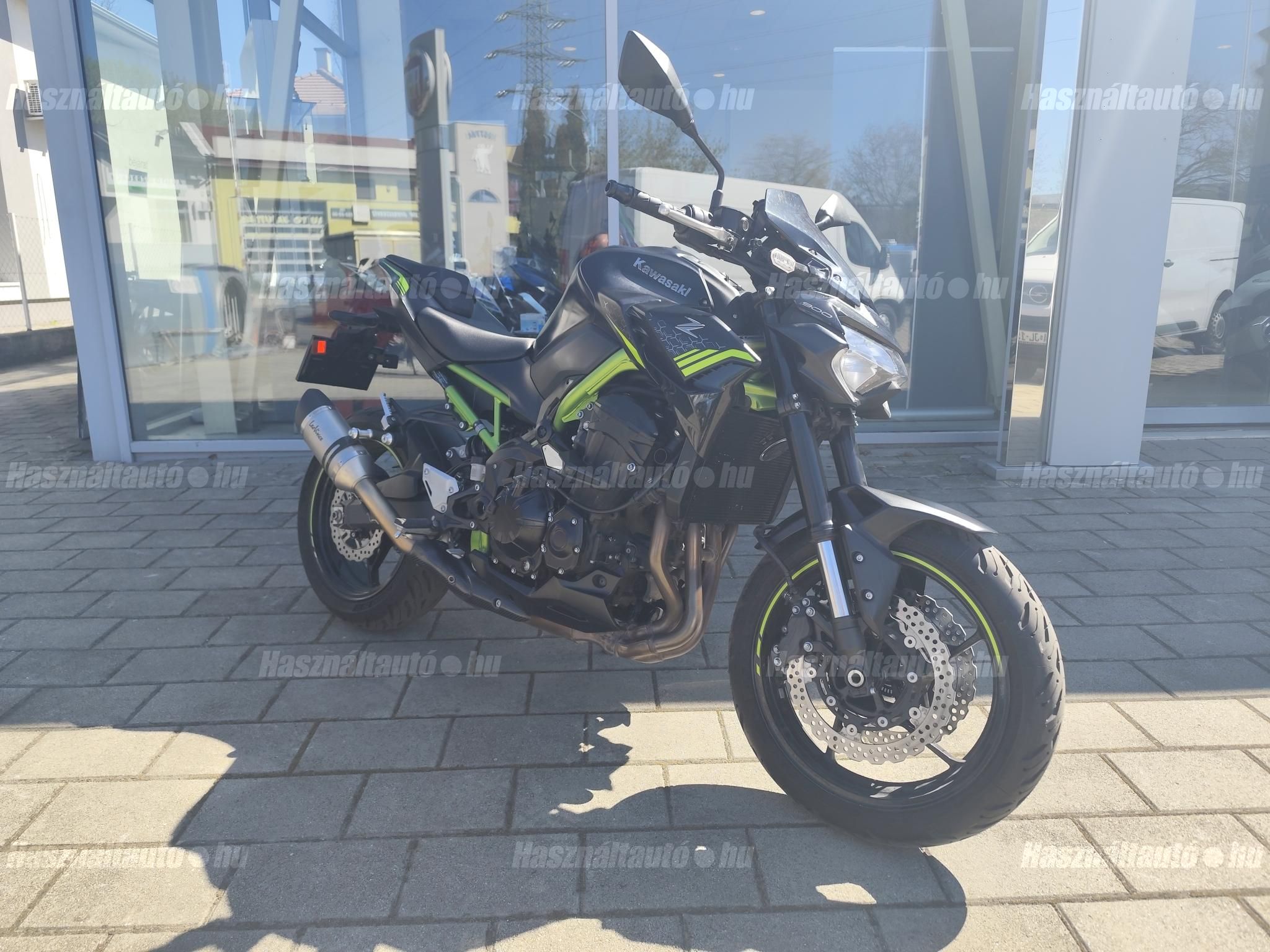 KAWASAKI Z 900