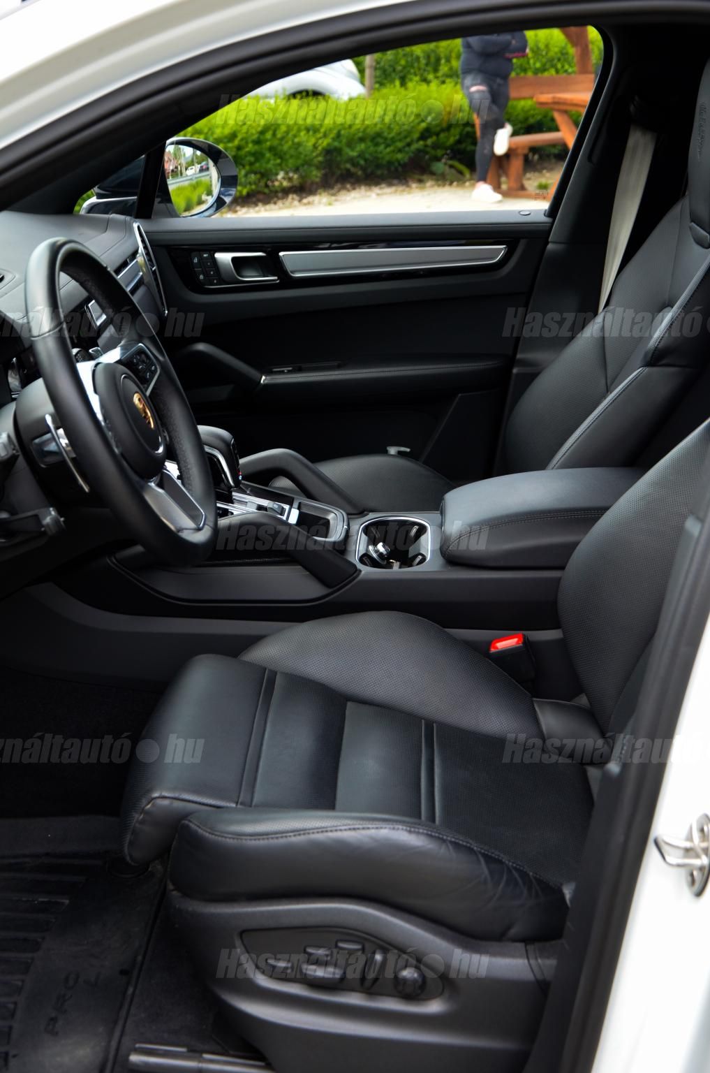 Porsche Cayenne – 9. kép