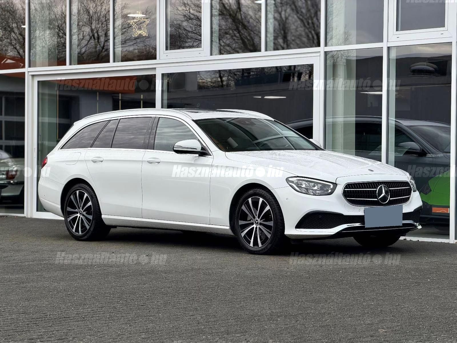 Mercedes-Benz E – 1. kép