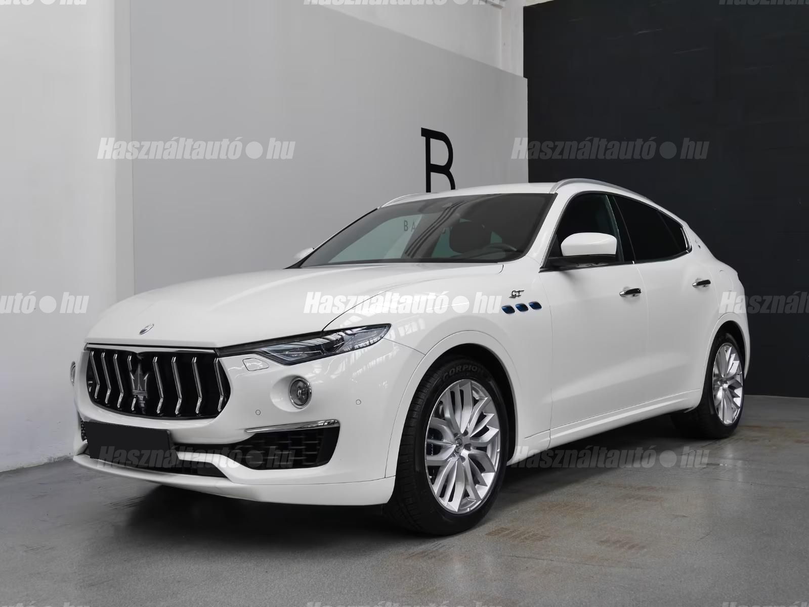 Maserati Levante – 1. kép