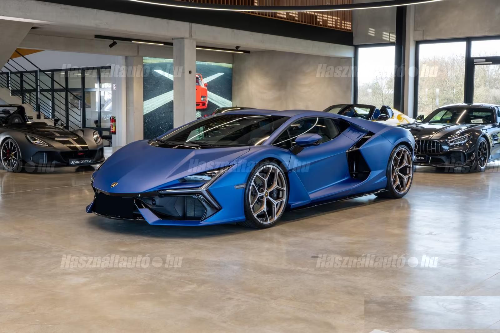 Lamborghini Revuelto – 1. kép