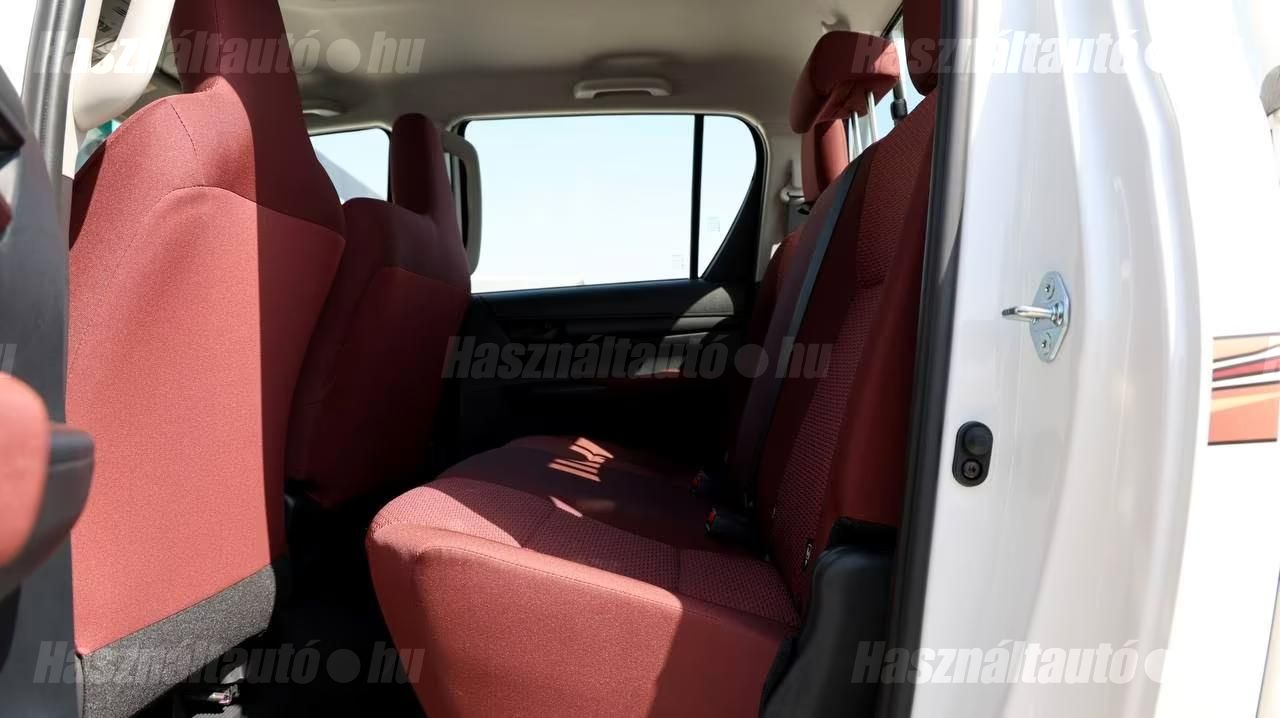 Toyota Hilux – 8. kép