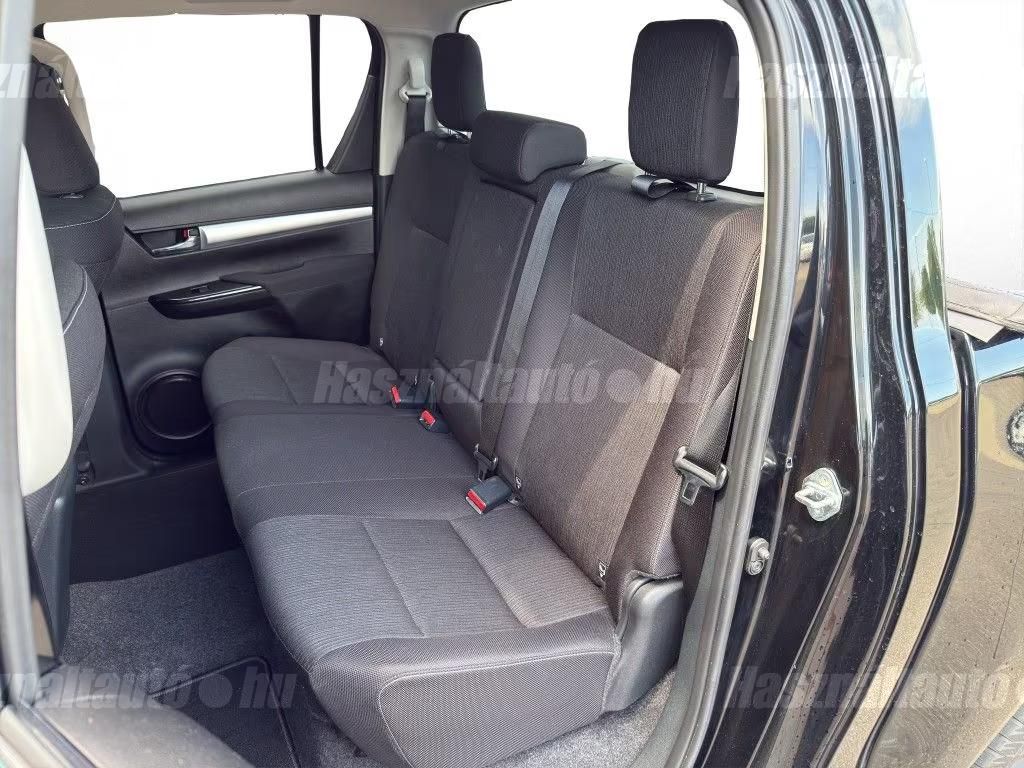 Toyota Hilux – 9. kép