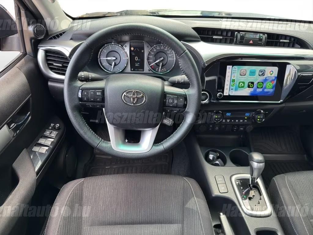 Toyota Hilux – 4. kép