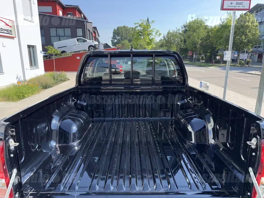 Toyota Hilux – 5. kép