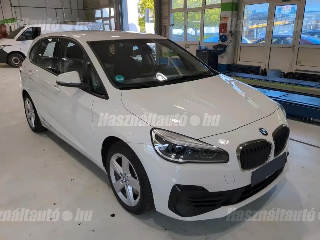 BMW 225xe – 1. kép