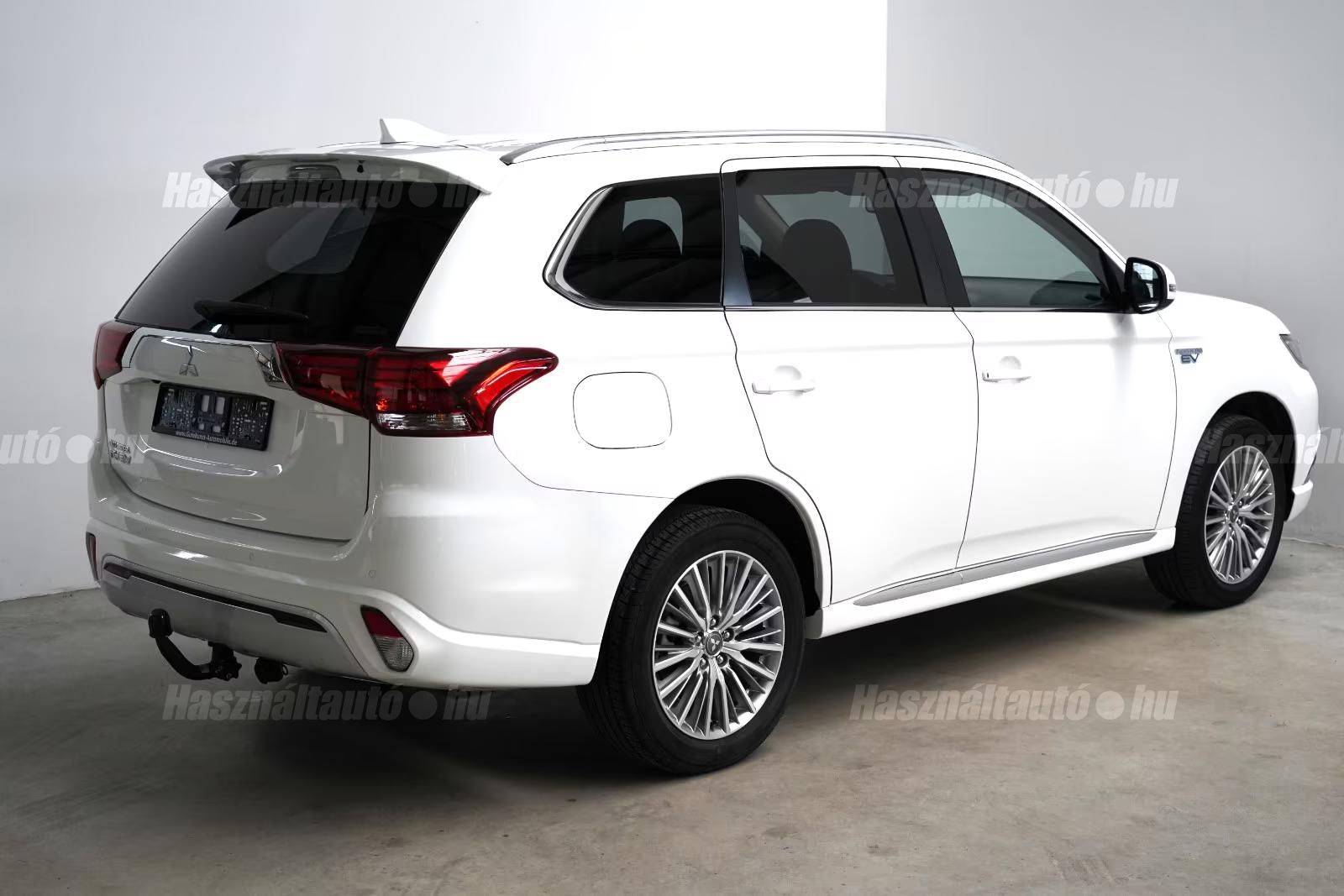 Mitsubishi Outlander – 7. kép