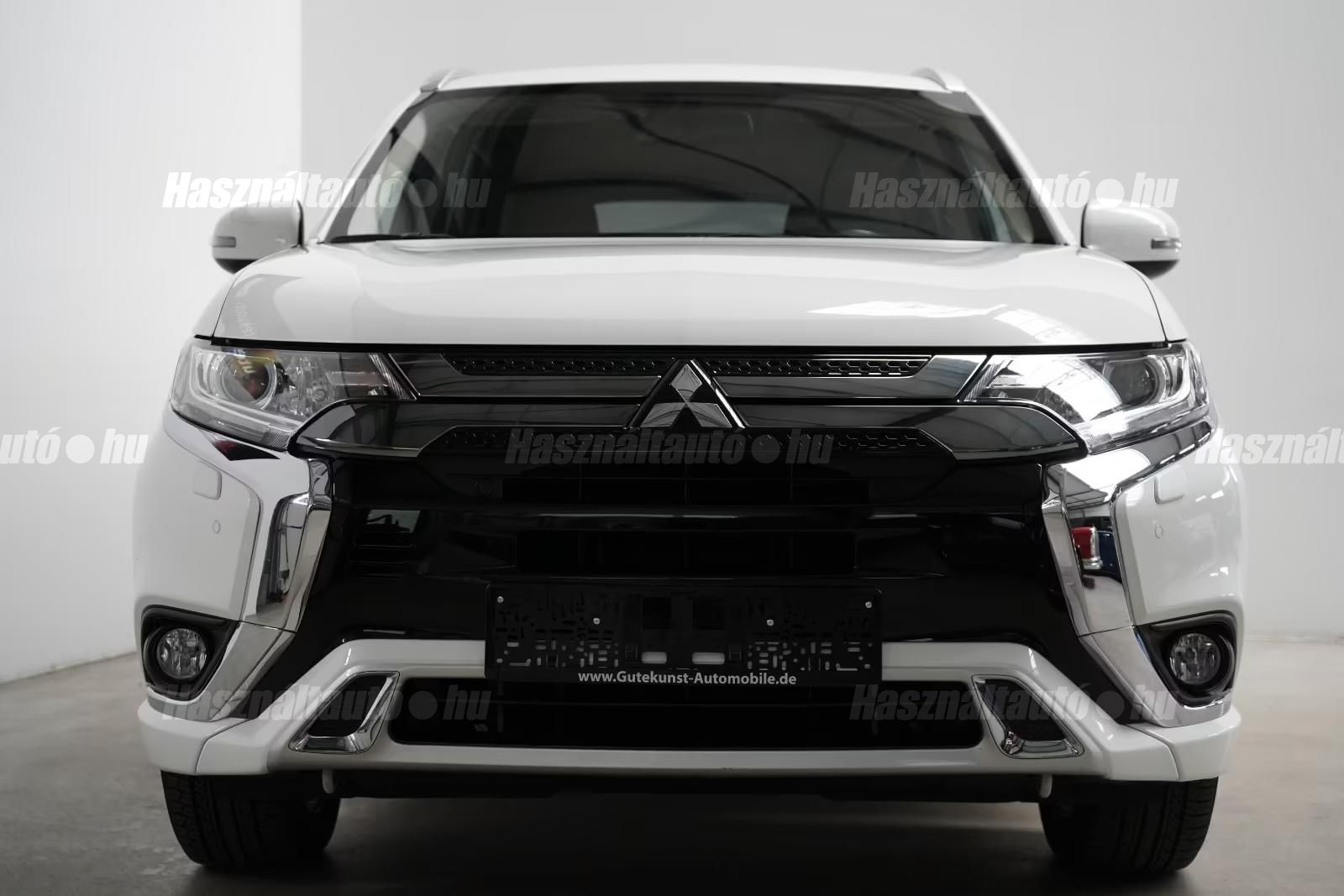 Mitsubishi Outlander – 2. kép