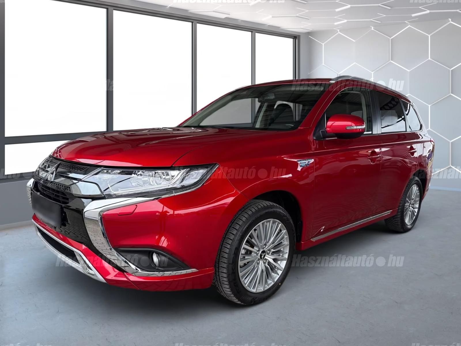 Mitsubishi Outlander – 1. kép