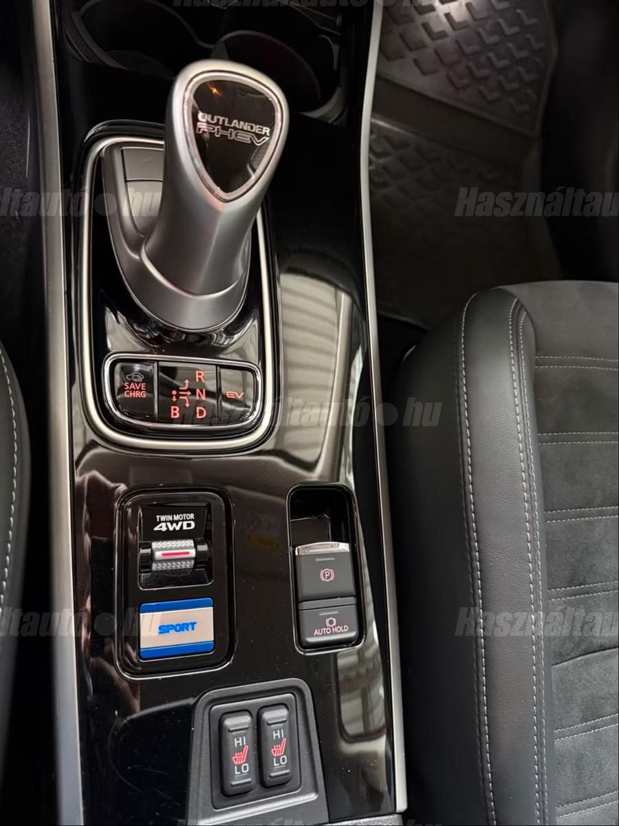 Mitsubishi Outlander – 8. kép