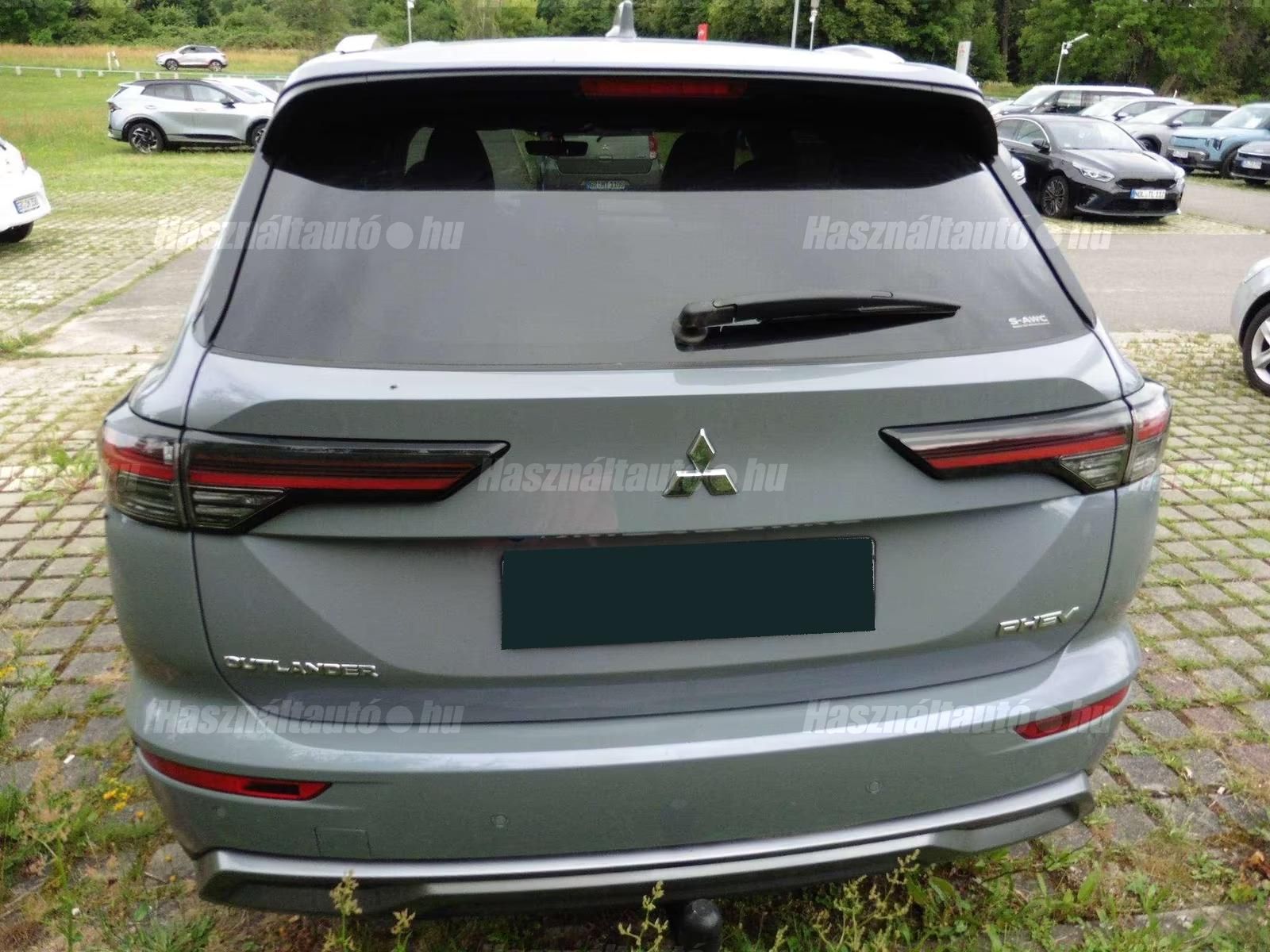 Mitsubishi Outlander – 8. kép