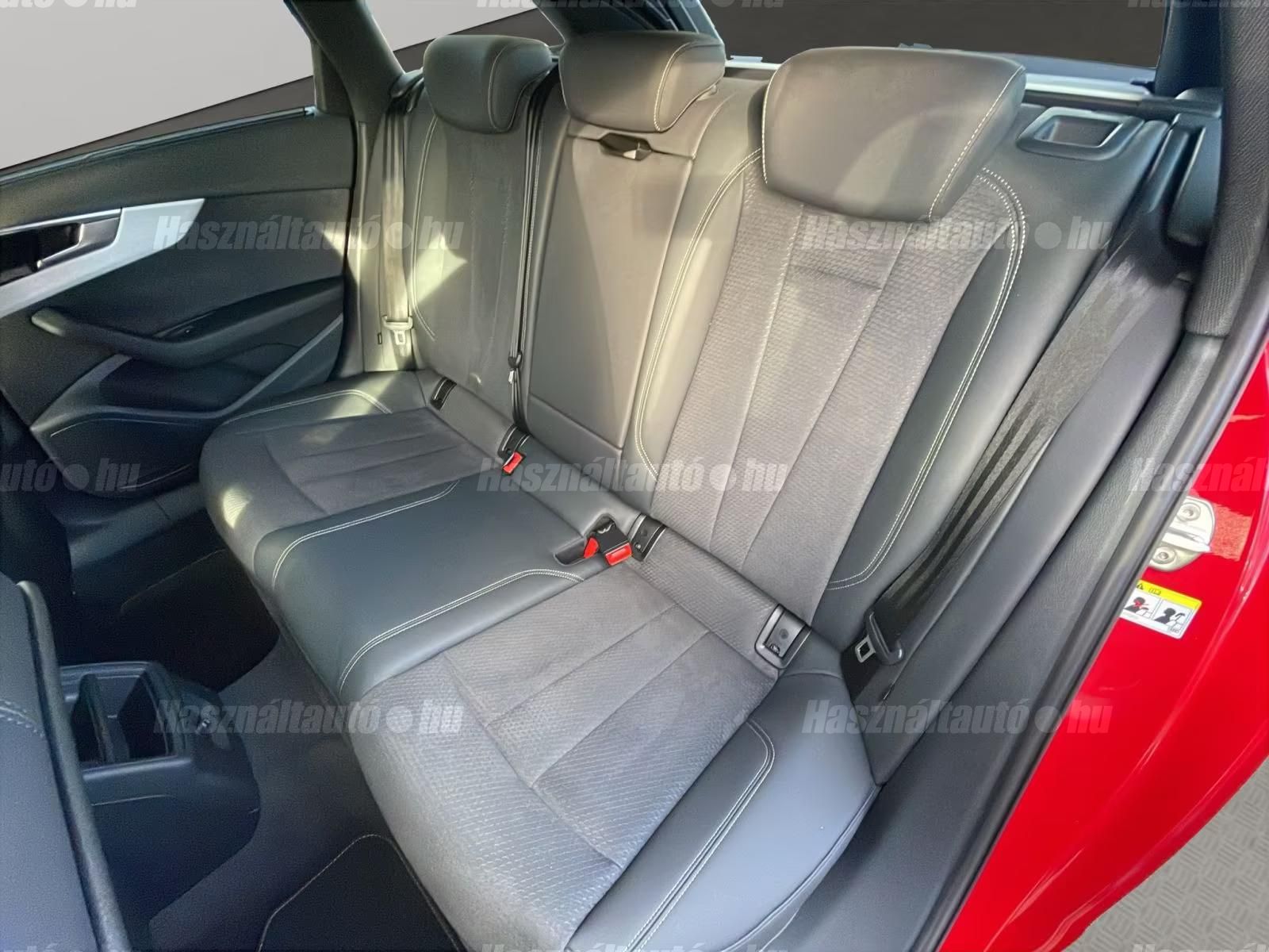 Audi S4 – 8. kép