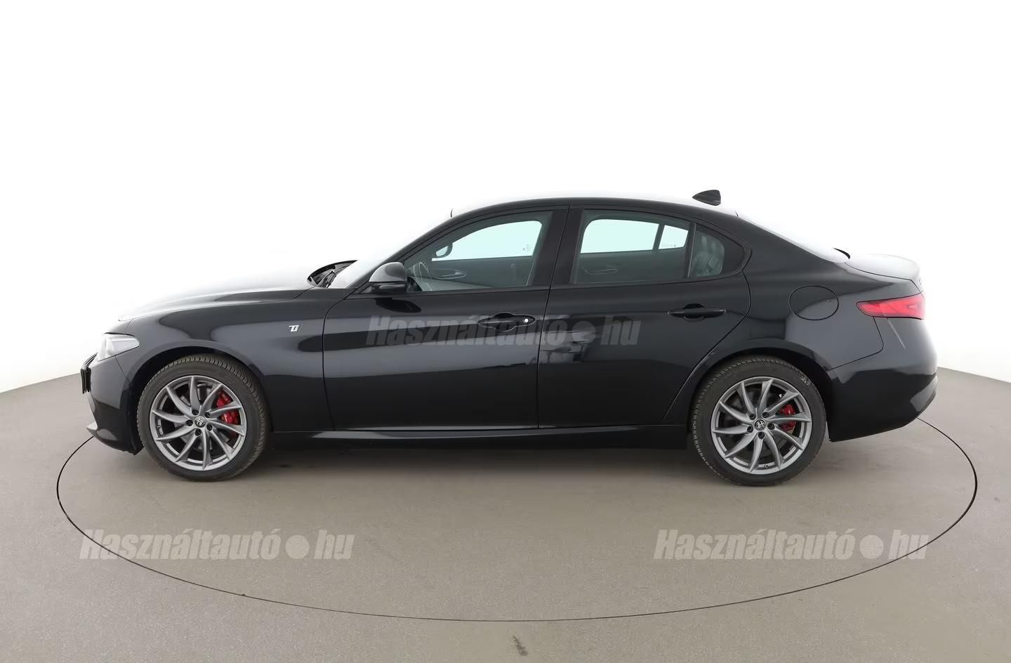 Alfa Romeo Giulia – 3. kép