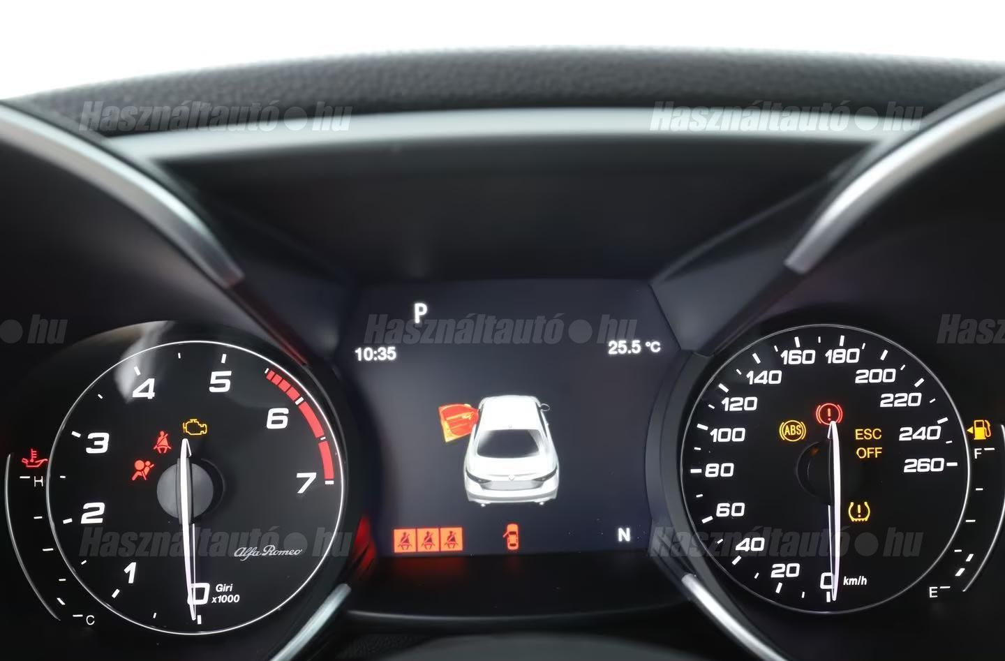 Alfa Romeo Giulia – 7. kép