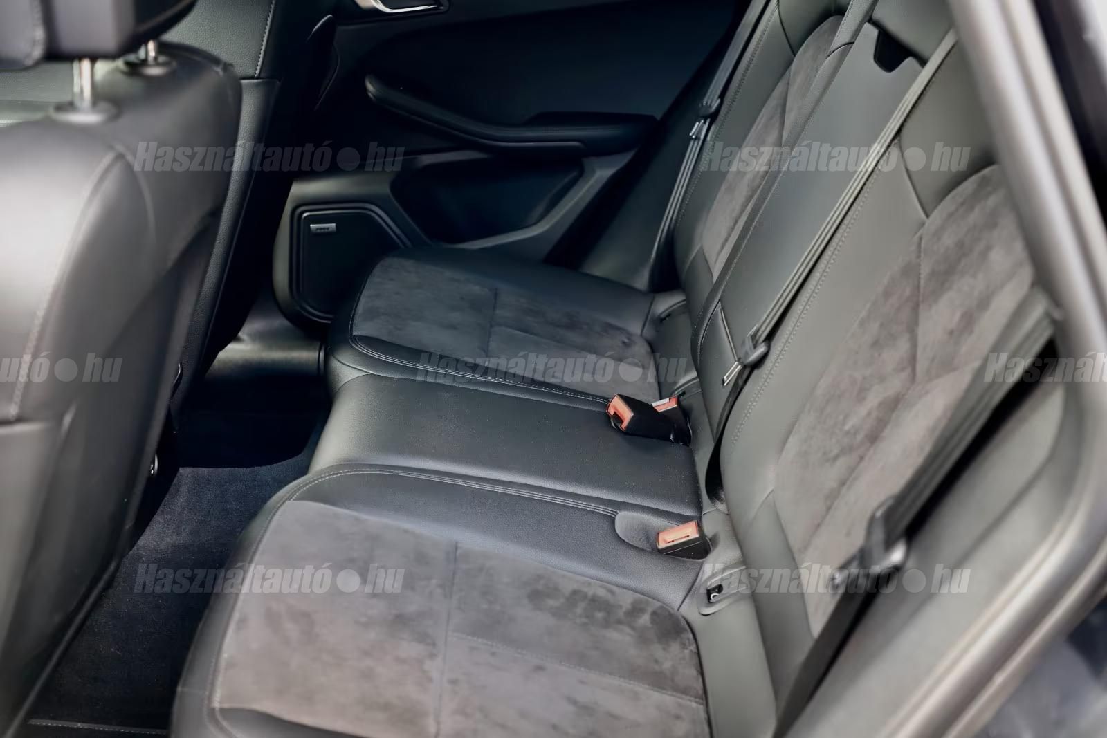 Porsche Macan – 8. kép