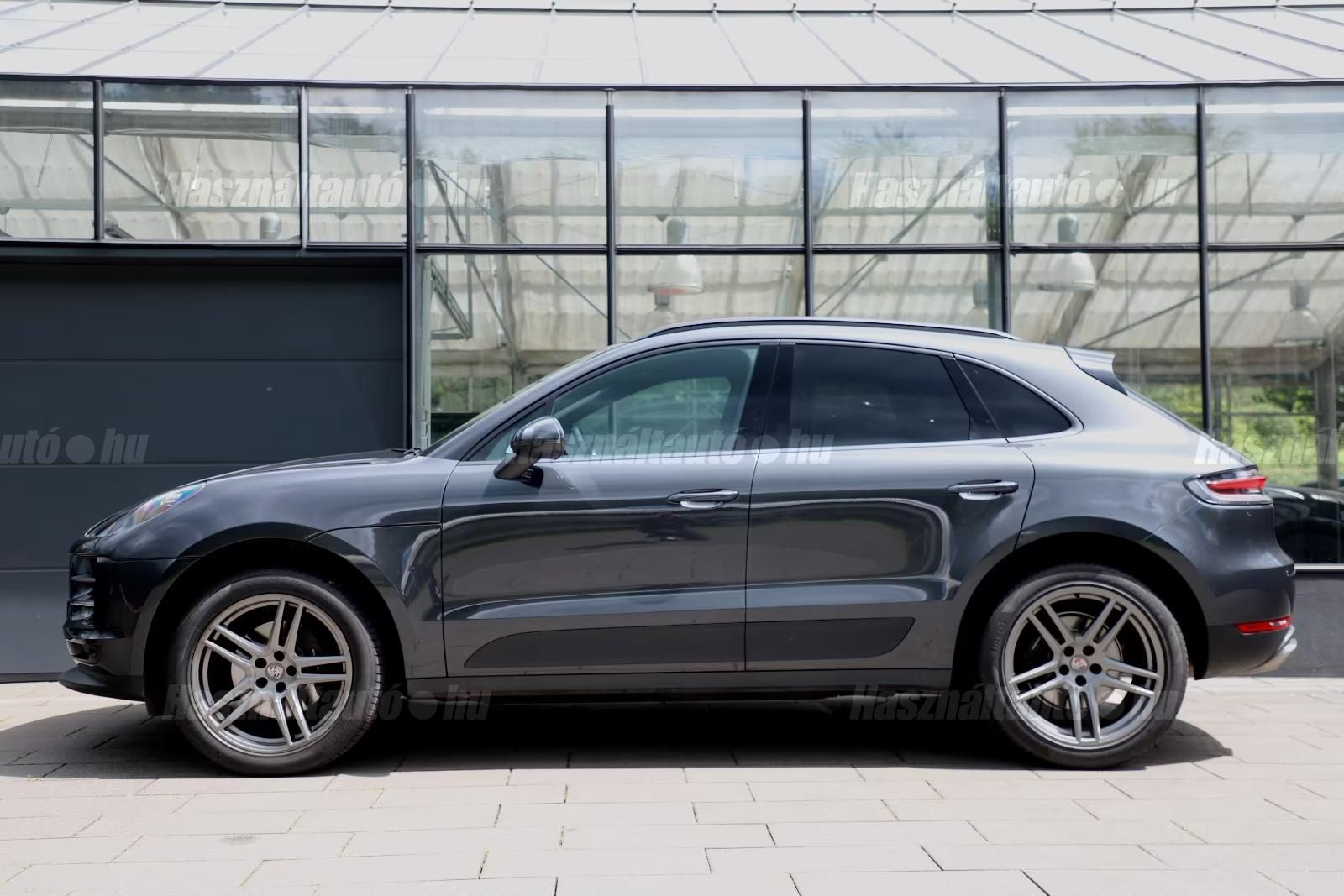 Porsche Macan – 9. kép