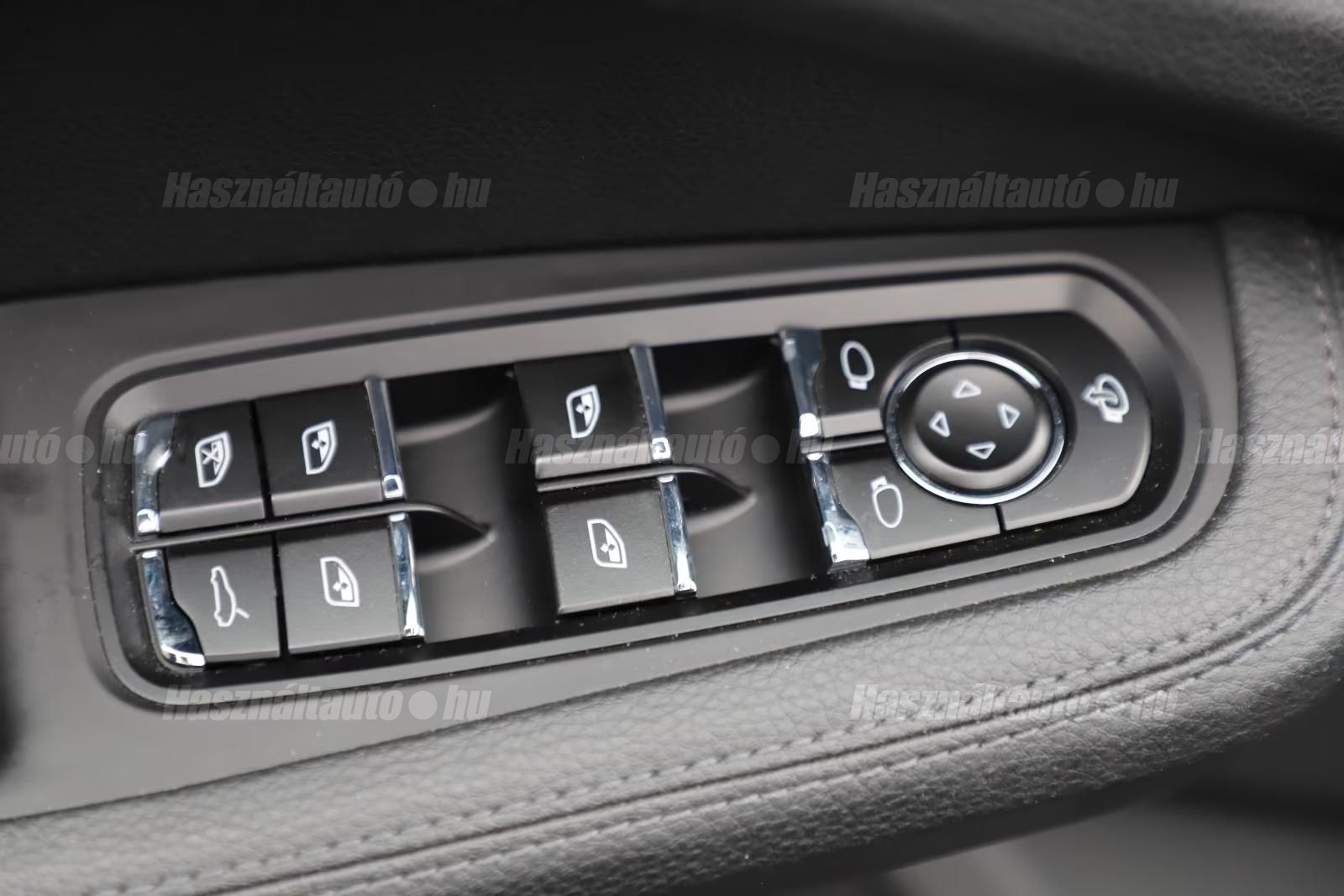 Porsche Macan – 6. kép