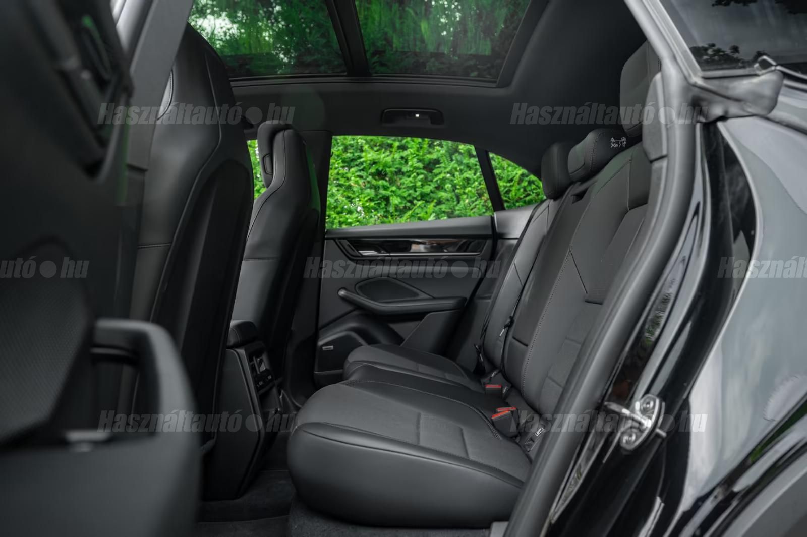Porsche Macan – 8. kép