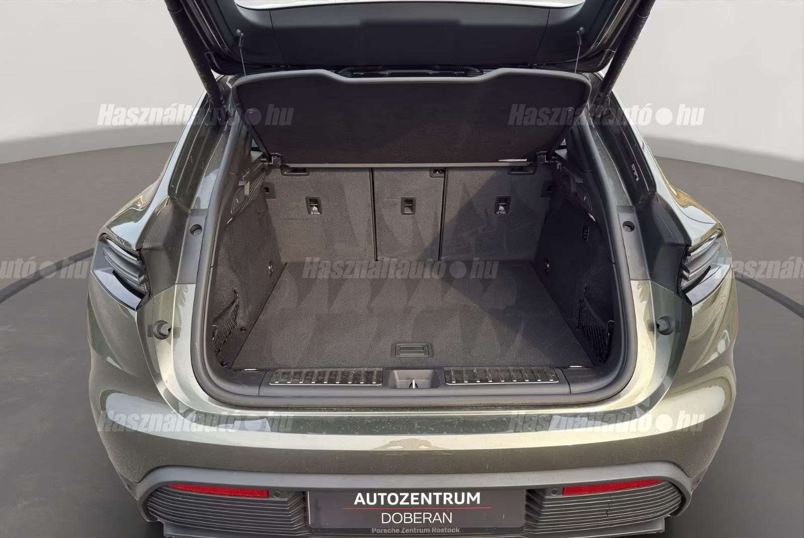 Porsche Macan – 12. kép