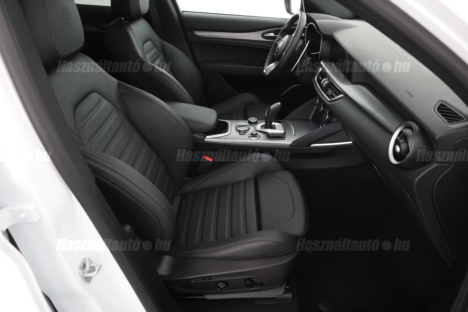 Alfa Romeo Stelvio – 4. kép