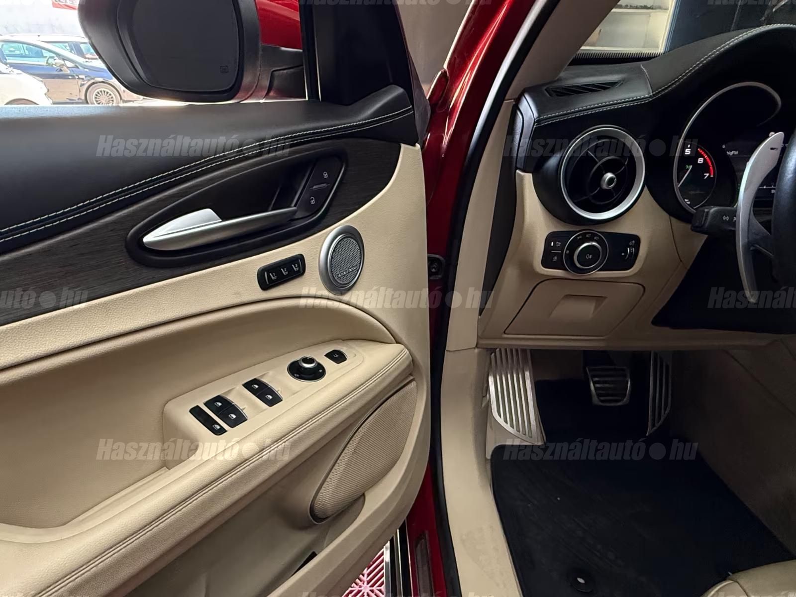 Alfa Romeo Stelvio – 5. kép