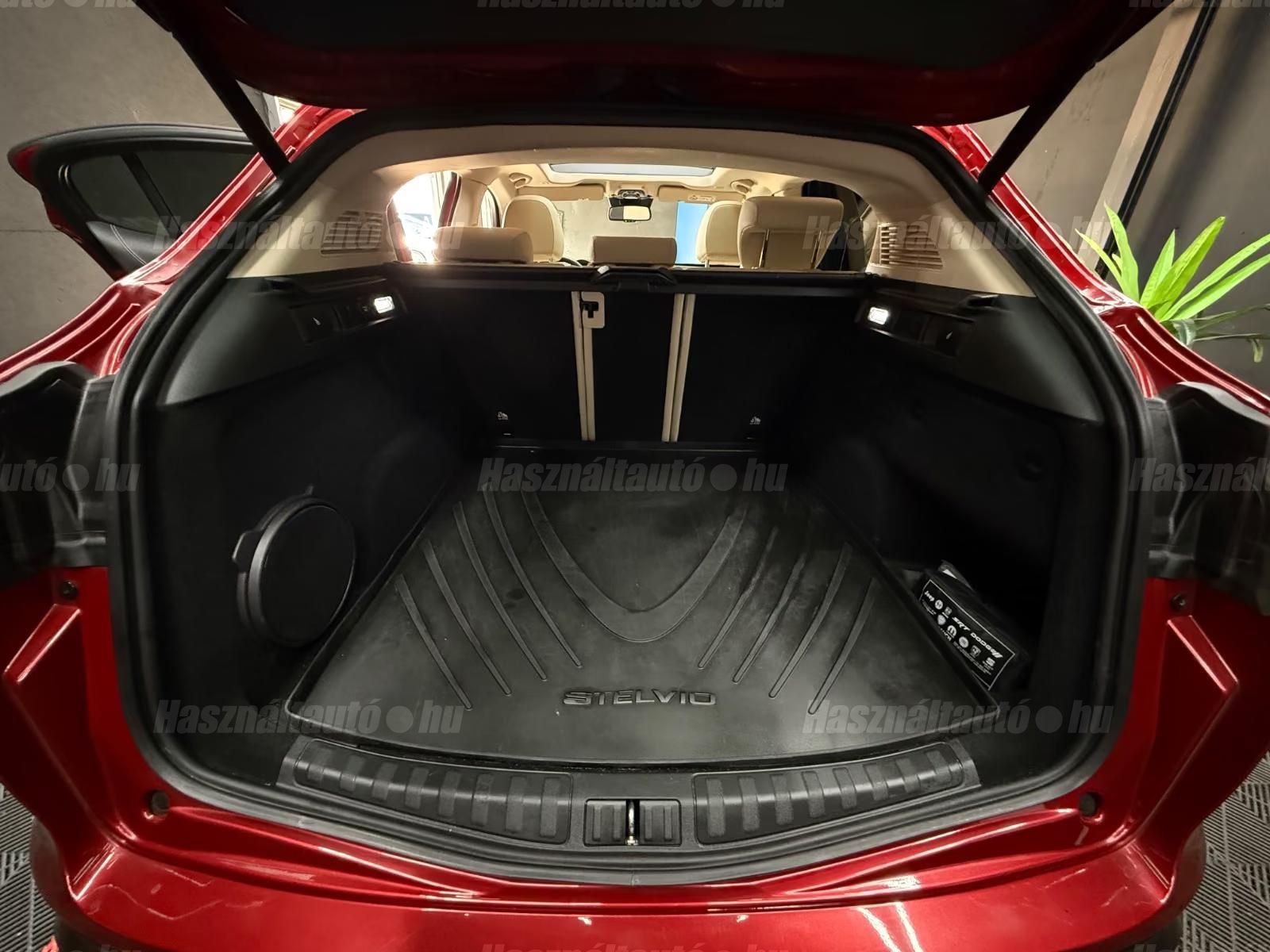 Alfa Romeo Stelvio – 10. kép