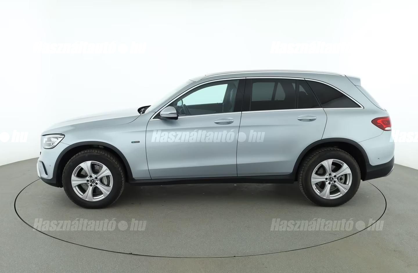 Mercedes-Benz GLC 300 – 3. kép