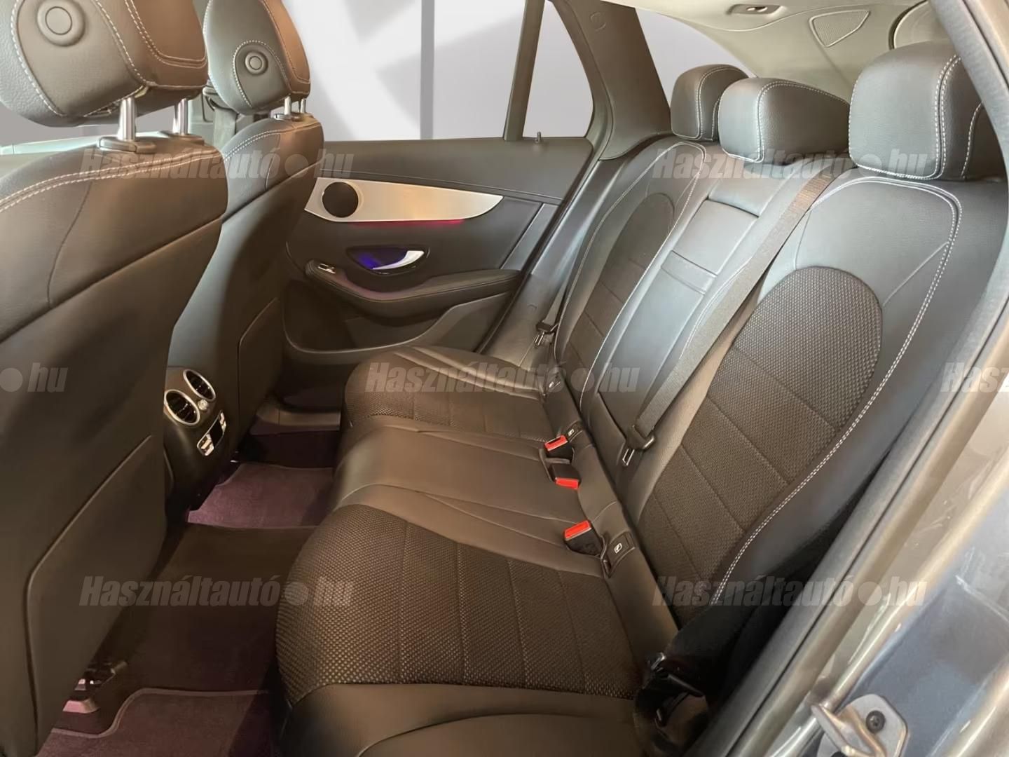 Mercedes-Benz GLC 300 – 8. kép