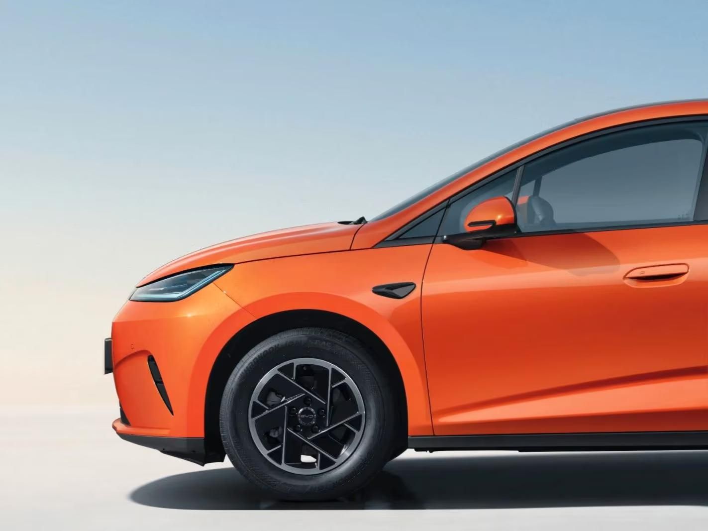 Használt BYD Dolphin G (2026, narancs) – 4. kép