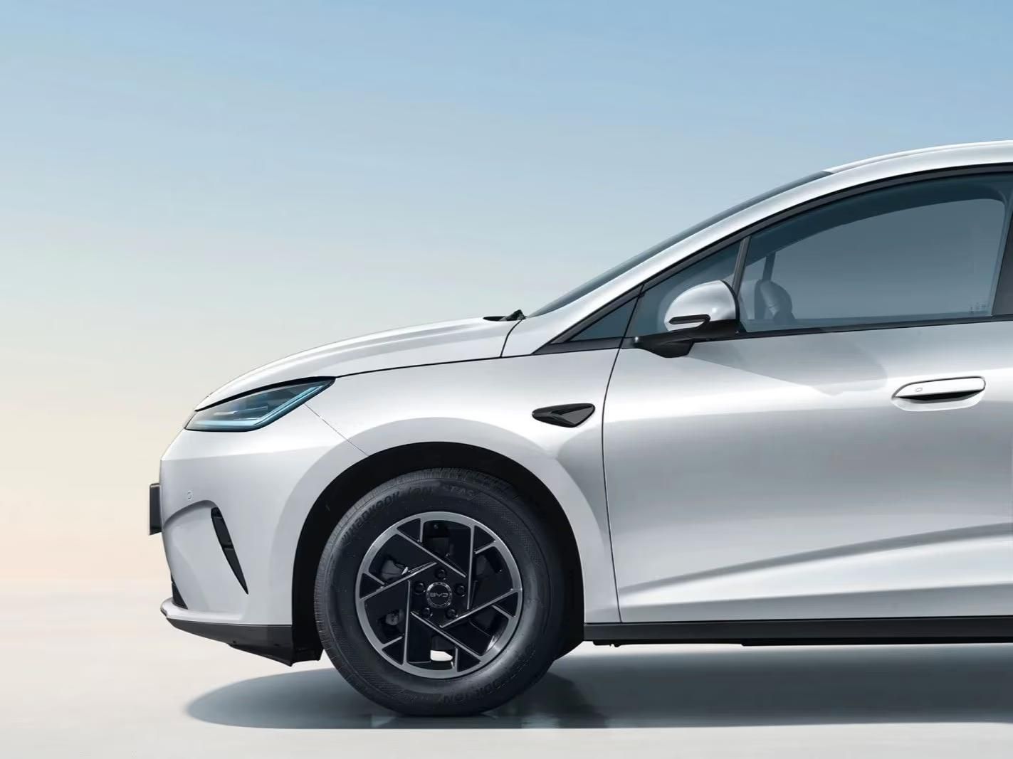 Használt BYD Dolphin G (2026, fehér) – 4. kép