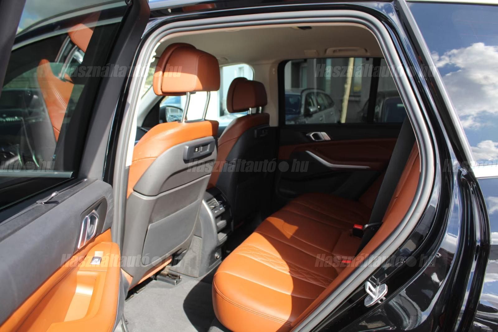 BMW X5 – 8. kép