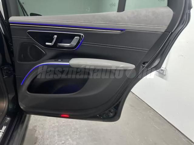 Mercedes-Benz EQS SUV – 9. kép