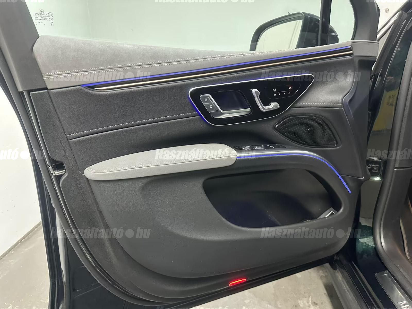 Mercedes-Benz EQS SUV – 10. kép