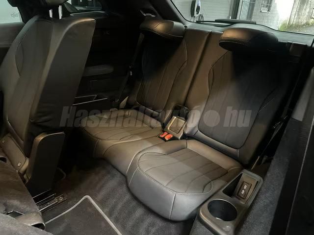 Mercedes-Benz EQS SUV – 11. kép