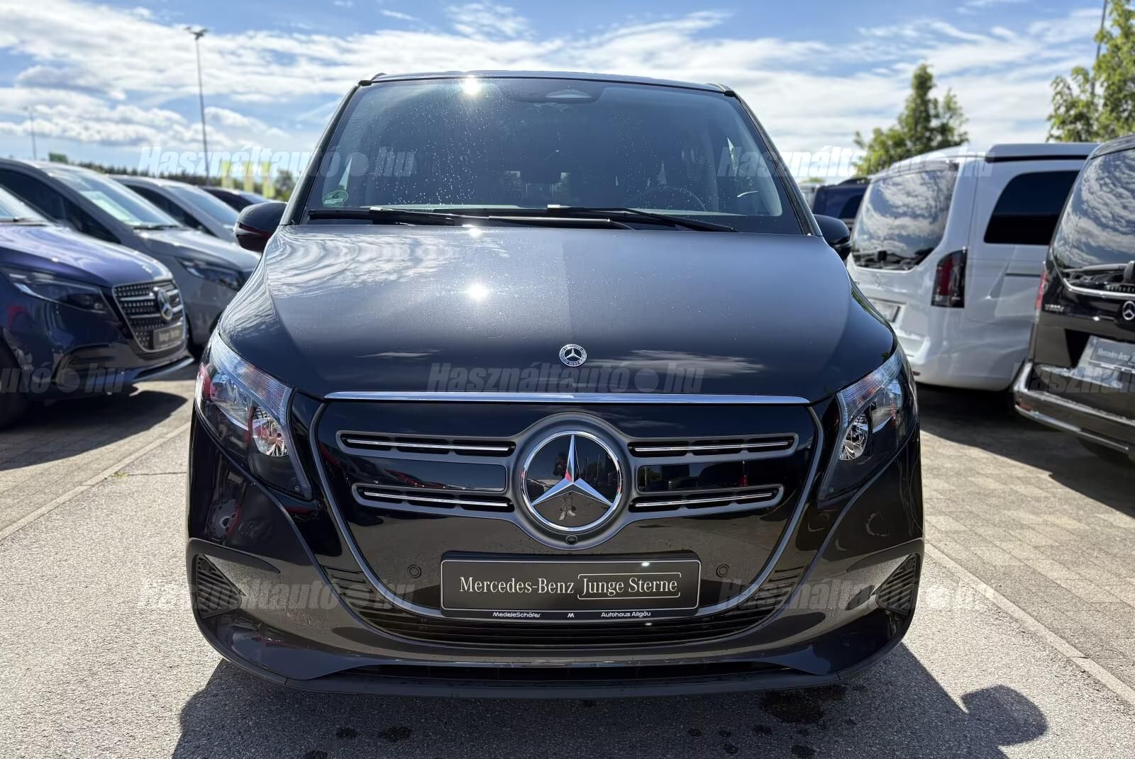 Mercedes-Benz Eqv – 2. kép
