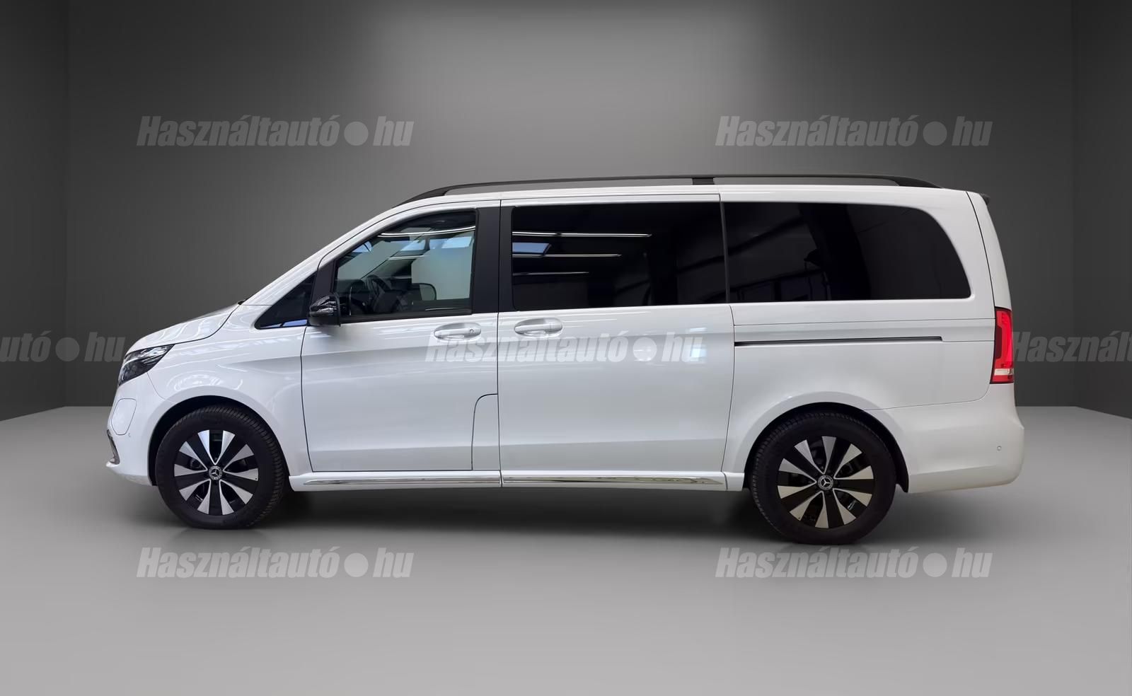 Mercedes-Benz Eqv – 2. kép