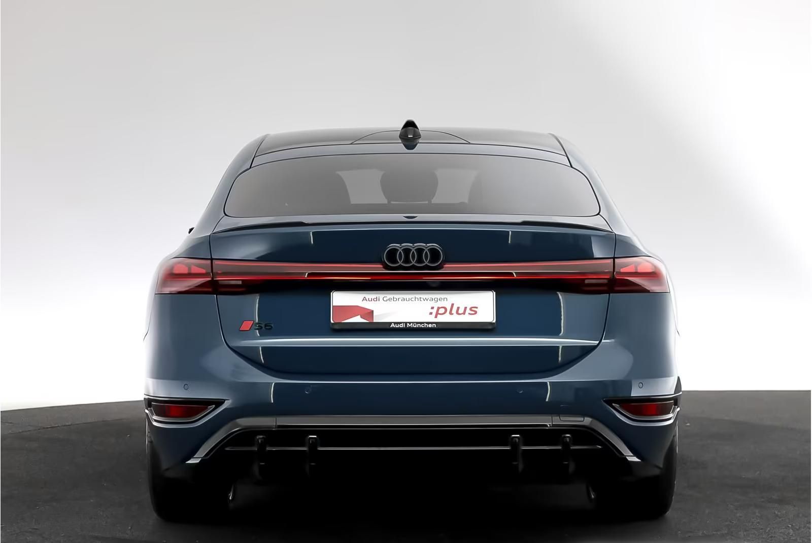 Használt Audi S6 (2025, kék) – 11. kép