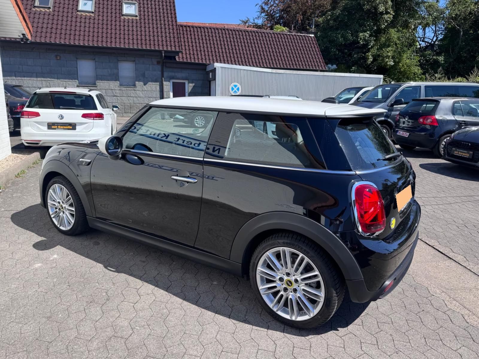 Használt MINI MINI Cooper (2021, fekete) – 9. kép