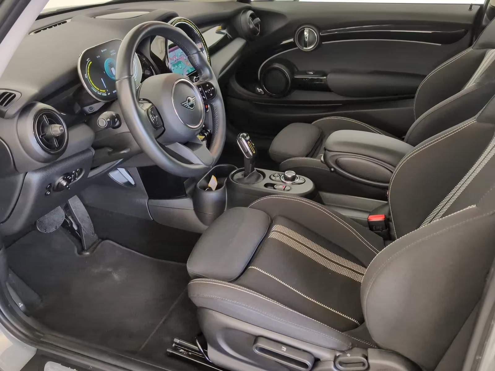 Használt MINI MINI Cooper (2022, szürke) – 4. kép