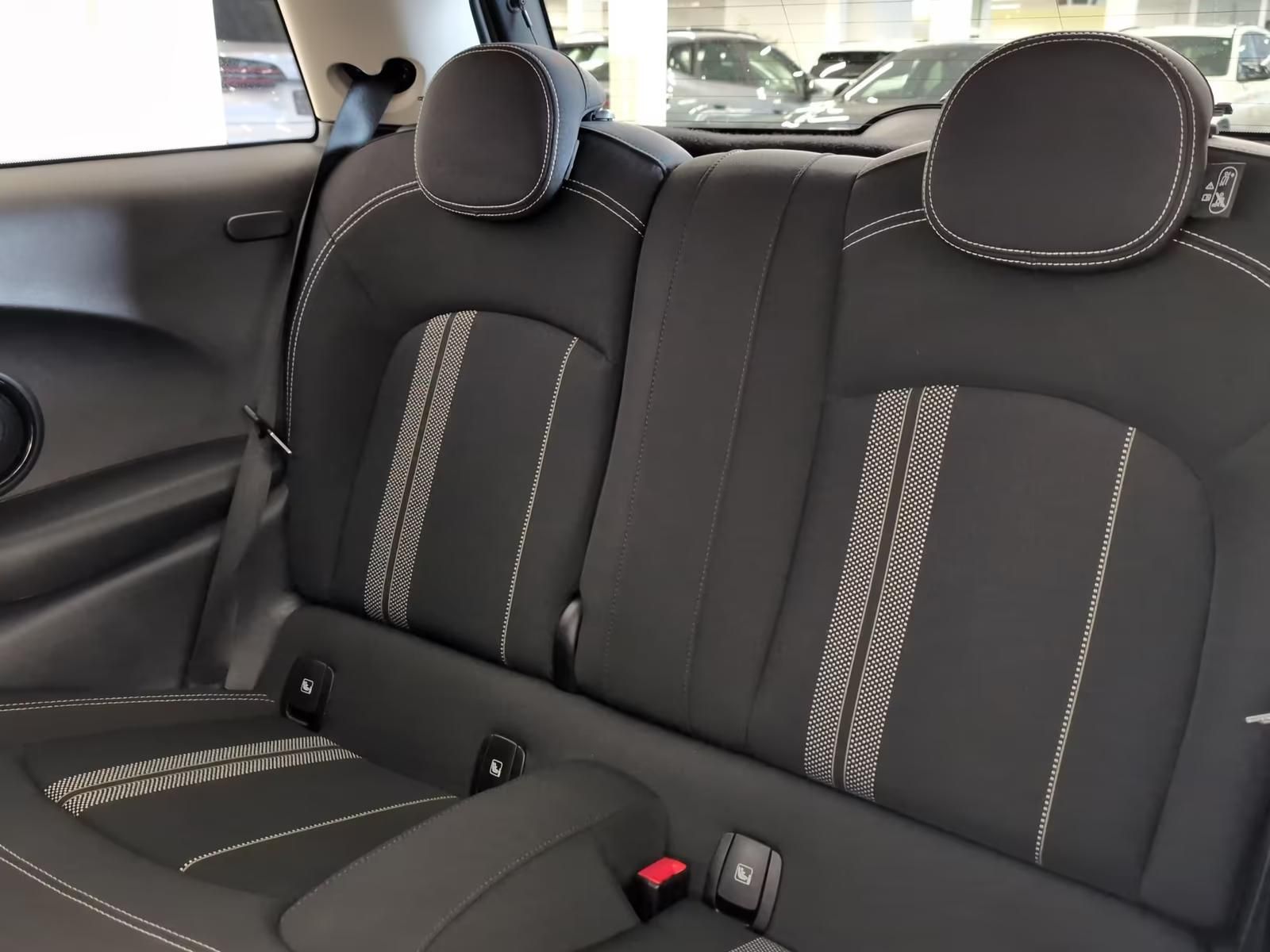 Használt MINI MINI Cooper (2022, szürke) – 8. kép