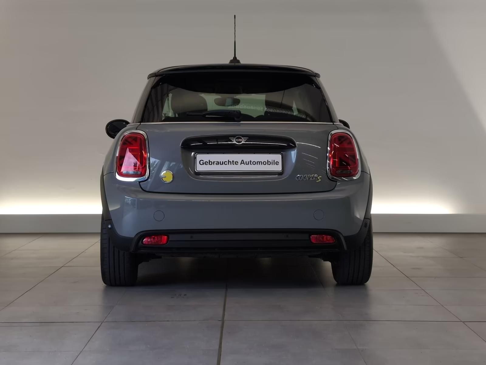 Használt MINI MINI Cooper (2022, szürke) – 10. kép