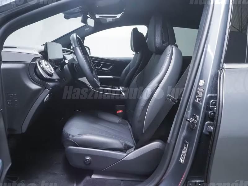 Mercedes-Benz EQE SUV – 3. kép