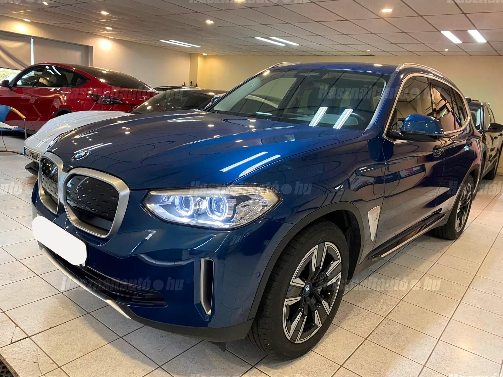 BMW IX3 – 1. kép