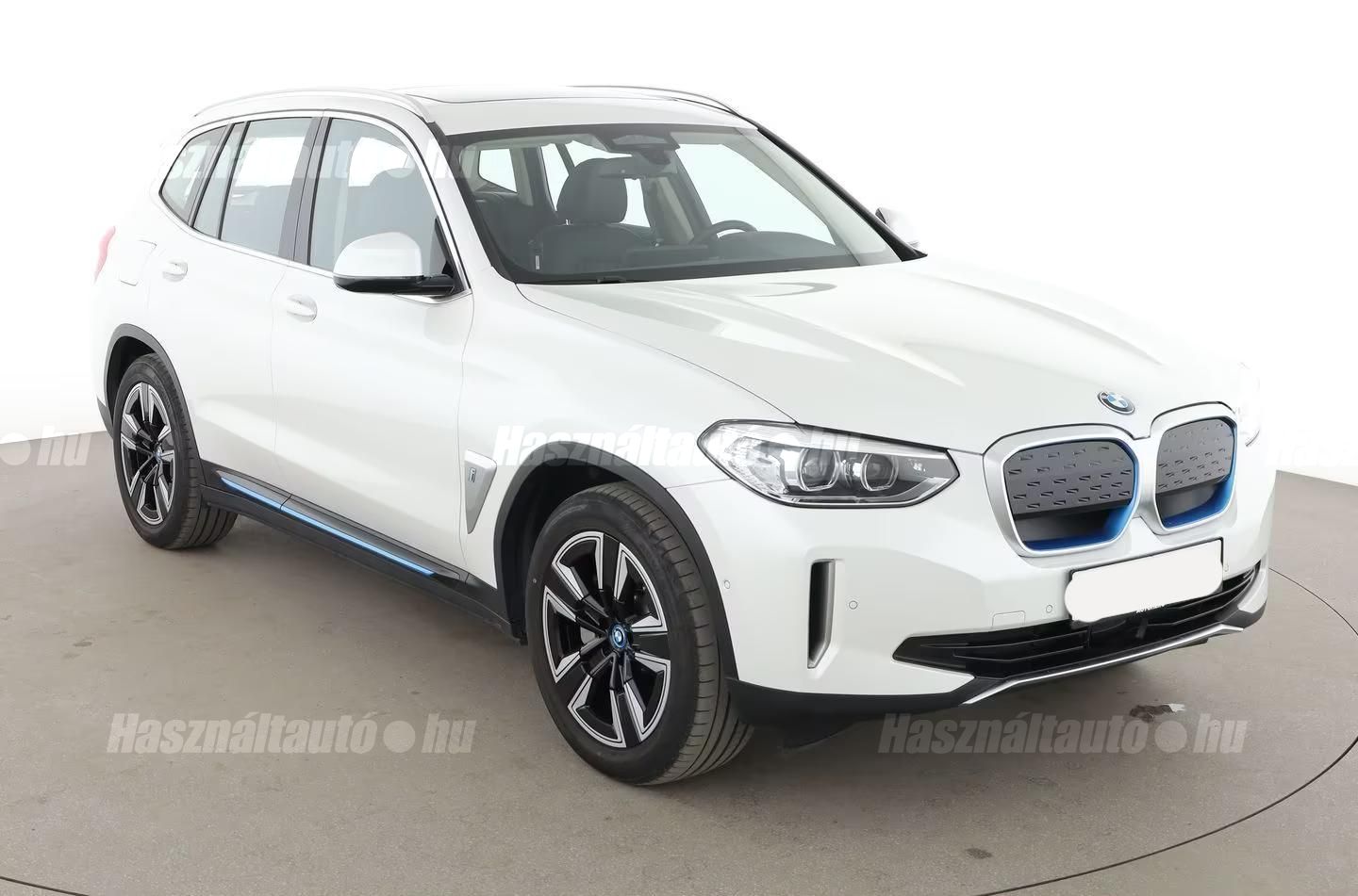 BMW IX3 – 1. kép