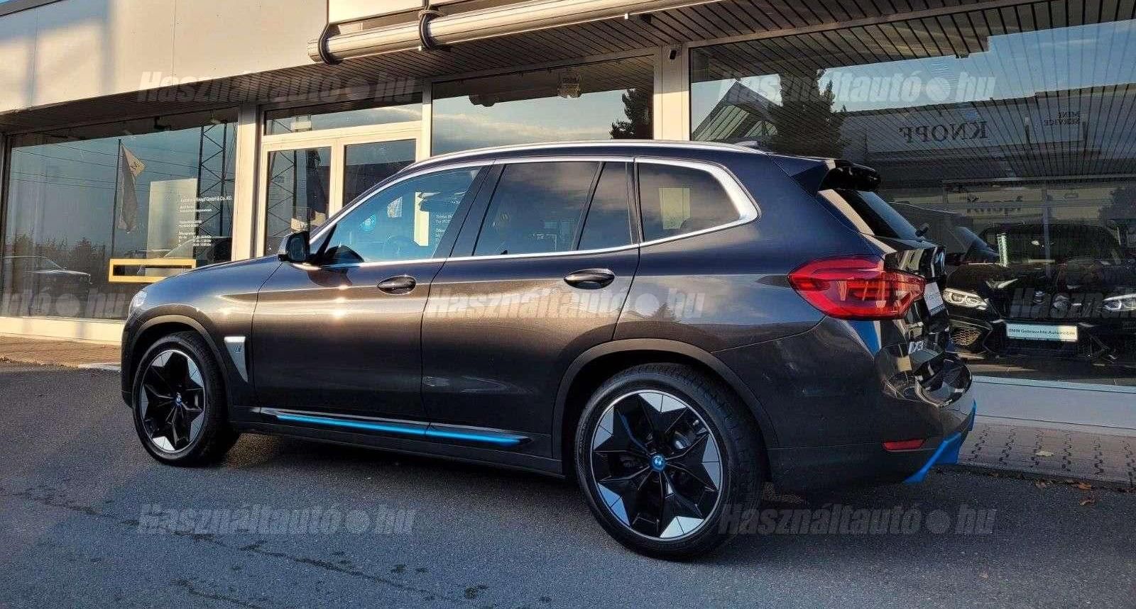 BMW IX3 – 10. kép