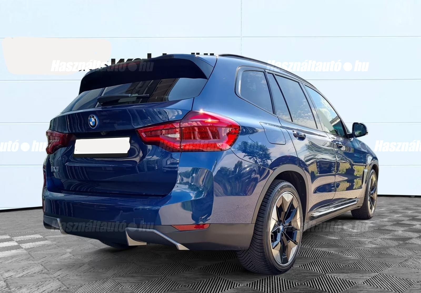 BMW IX3 – 11. kép